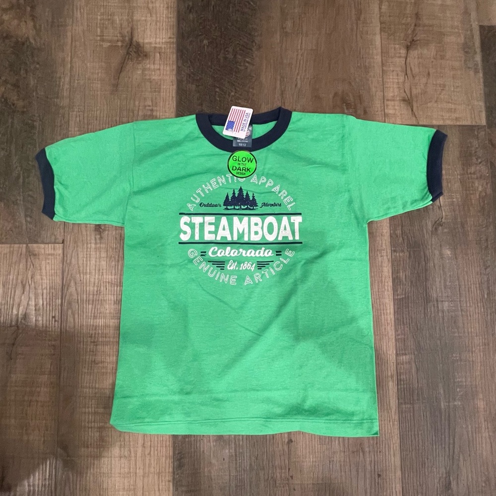 Prairie mountain glow-in-the-dark steamboat Colorado short sleeve tee size 10/12